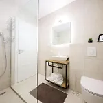 Gorgeous Apartment In Zadar