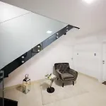 Beautiful In With Wifi Апартаменти
