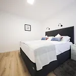 Beautiful In With Wifi Апартаменти Задар