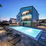 Beautiful In With Wifi Zadar