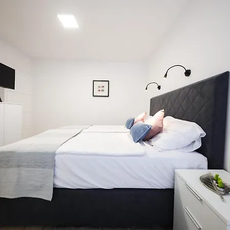 Beautiful In With Wifi * زادار